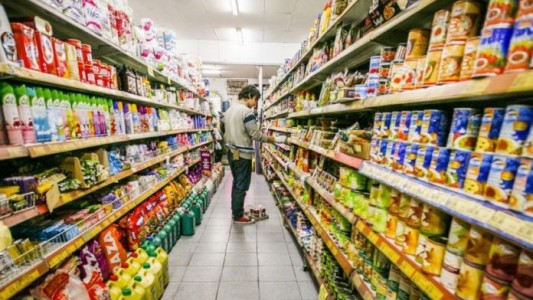 Hoy comienza la venta de productos sin IVA en supermercados