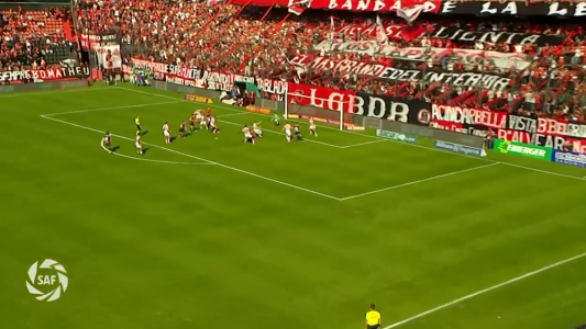 Unión dió un paso en falso y cayó ante Newells en Rosario 2 a 0