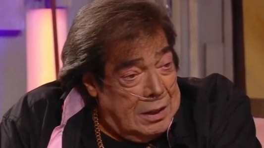 Volvieron a internar a Cacho Castaña: su estado es delicado