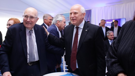 El gobernador participó de los actos por los 25 años de la Reforma