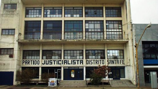 Intendentes y presidentes de comunas justicialistas se reunieron en la sede del PJ