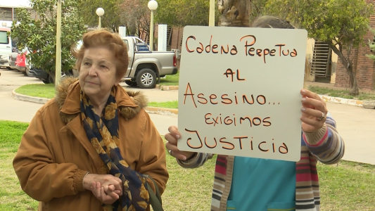 Muestras de dolor en el Hospital de Niños por el asesinato de Cecilia Burgadt