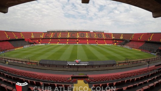 A cancha llena, Colón quiere dar el primer paso ante el Mineiro