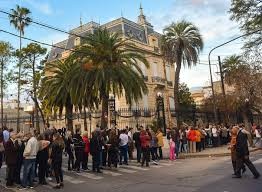 Invitan al ciclo "Viernes en el patio"