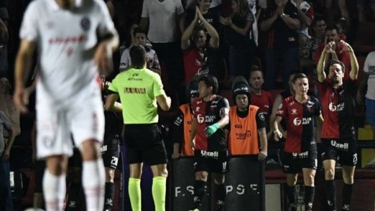 Colón sigue de festejos y le ganó a Argentinos por la Superliga