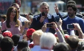 "Sí, se puede": Macri se muestra con Vidal en Olavarría