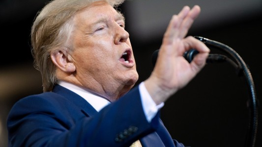 ¿Teléfono para Trump? Twitter pone límites a líderes mundiales