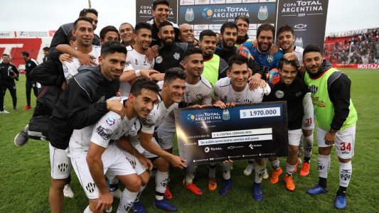 Central Córdoba eliminó a Estudiantes de La Plata