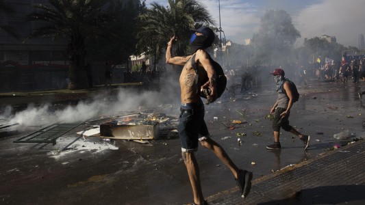 El canciller Faurie advirtió sobre la amenaza del "huracán bolivariano" en Argentina