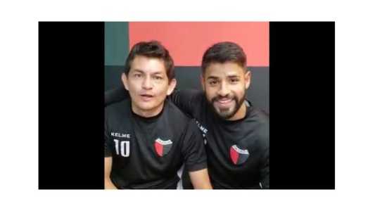 El video en el cual el Pulga Rodríguez muestra cómo está su tobillo