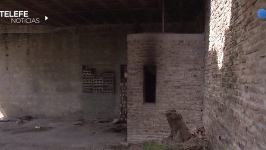 Rosario: golpearon y prendieron fuego a un hombre en situación de calle