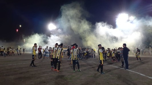 El Pozo de fiesta: El Polideportivo tiene su propia cancha