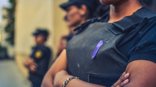 Las mujeres policías exigen al Senado que aprueben el Cipgen