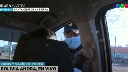 Bolivia: el equipo de Telefe Noticias, requisado por "controles ciudadanos"