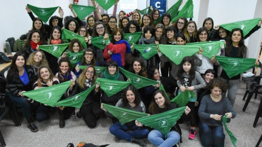 Harán un encuentro provincial de periodistas feministas