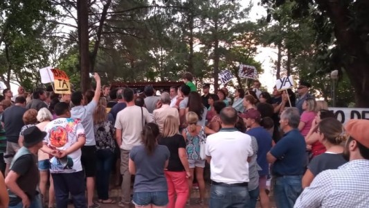 La costa reclamó seguridad y hubo cruces con el intendente de Rincón