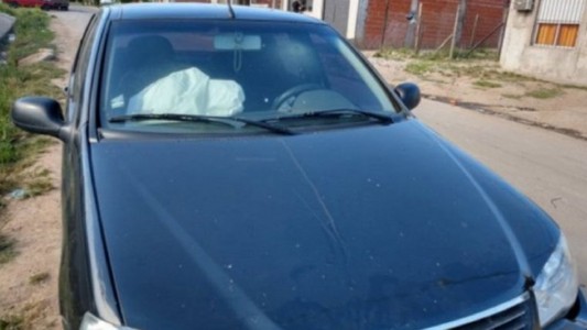Rosario: atacaron con adoquín un auto y murió una nena de 2 años