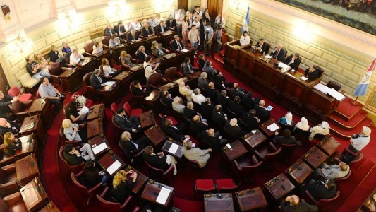 Tiene media sanción la ley de ministerios en Santa Fe