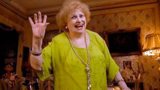 Murió la astróloga Aschira