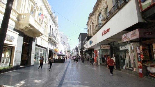 Sigue el desplome: el comercio a punto de cumplir dos años de caídas de ventas