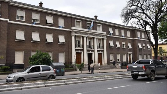 La violaron en manada,  los agresores salieron libres y se quitó la vida