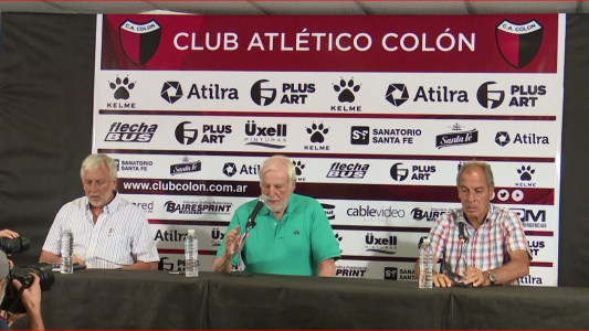 La dirigencia de Colón busca técnico