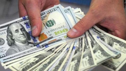 Dólar turista: a partir de cuándo y qué operaciones se ven alcanzadas