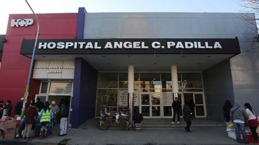 VIDEO: rompieron vidrios y agredieron a la policía para ingresar a un hospital en Tucumán