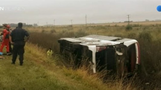 Volcó otro micro en la Ruta 2: al menos un muerto