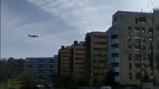 Alerta:  avión de Air Canadá prepara un aterrizaje de emergencia sobrevolando Madrid