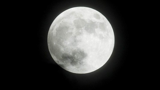 Superluna de Nieve: todo lo que tenés que saber para no perderte el fenómeno