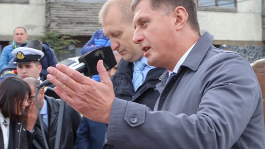 "Los ingleses deben devolver las Malvinas a la Argentina", dijo el embajador ruso