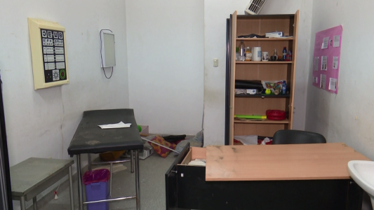 Robaron costosos equipos del Centro de Salud de Villa Hipódromo