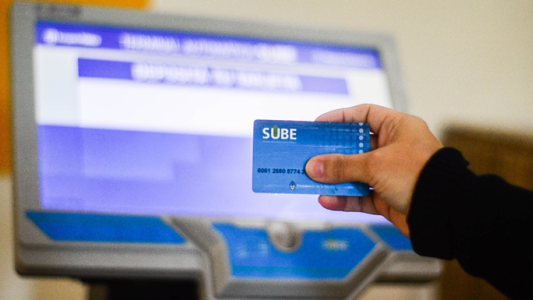 Sigue vigente la renovación automática de la SUBE para estudiantes