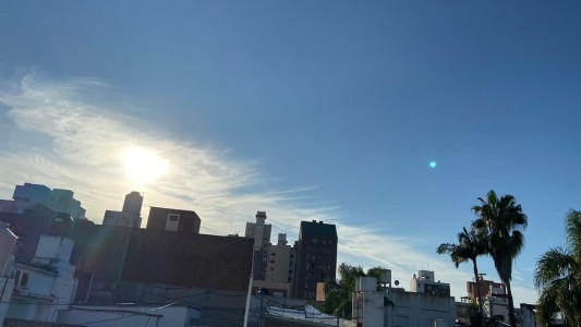 Domingo caluroso en la ciudad con màxima cercana a los 38 grados