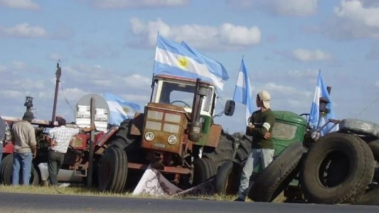 El campo inició un paro de cuatro días por la suba a las retenciones de la soja