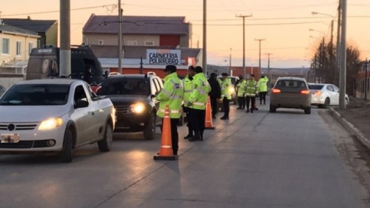Río Grande: buscan al hombre que atacó con un hacha a dos chicas al salir de un boliche y las secuestró