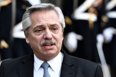 El Gobierno Nacional analiza parar la circulación de todos por 10 días en el país