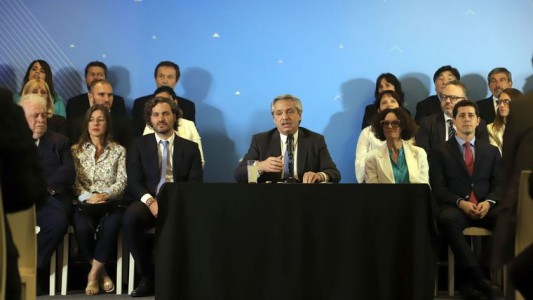 El país a la expectativa: Después de las 17 se anunciarán medidas excepcionales