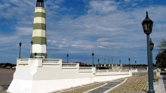 Viernes con cielo despejado y fresco en la previa del otoño