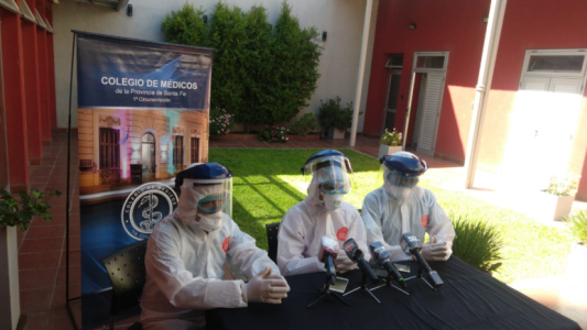 Casi como un ruego: los médicos le piden a la gente que no salga a la calle