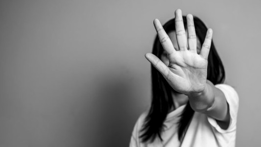 Durante la cuarentena obligatoria, aumentaron un 25% los llamados al 144 por violencia de género