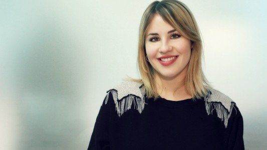 “Volveremos a brindar”: la canción viral para superar la tristeza del aislamiento total