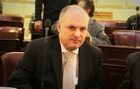 "Quiero invitar a los ciudadanos a que hagan las denuncias correspondientes"