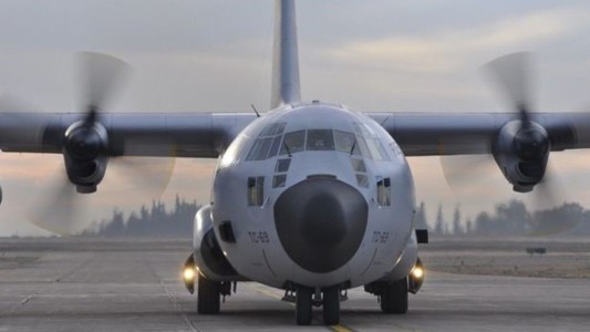 Un avión Hércules de la Fuerza Aérea viaja a Perú para traer argentinos varados en Cuzco