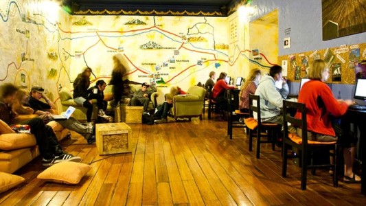 La dramática historia de 16 argentinos que podrían quedarse varados tres meses en Cusco