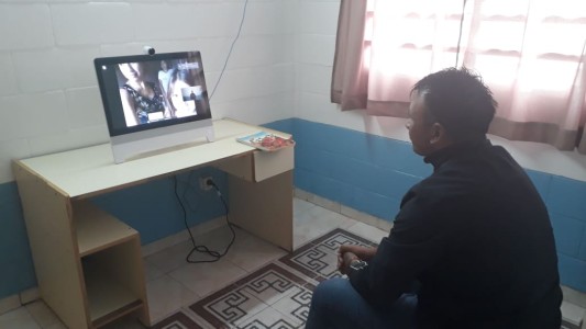 En las cárceles bonaerenses ya hay videoconferencias para que los presos vean a sus familiares