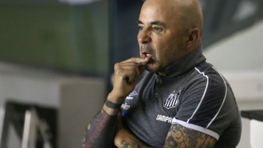 "Nadie se salva solo", dijo Sampaoli luego de aceptar la rebaja de su salario