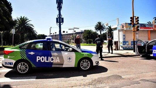 Mar del Plata: violó la cuarentena, escupió a la vecina que lo denunció y quedó detenido