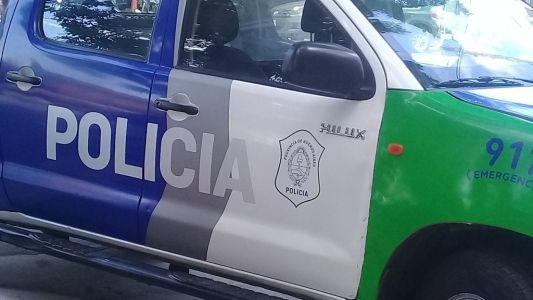 VIDEO: violaron la cuarentena borrachos e intentaron coimear a un comisario